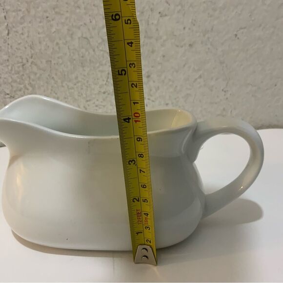 Target home collection white Porcelain White Gravy Boat 8 X 3.5 X 4” P10 - Picture 7 of 7